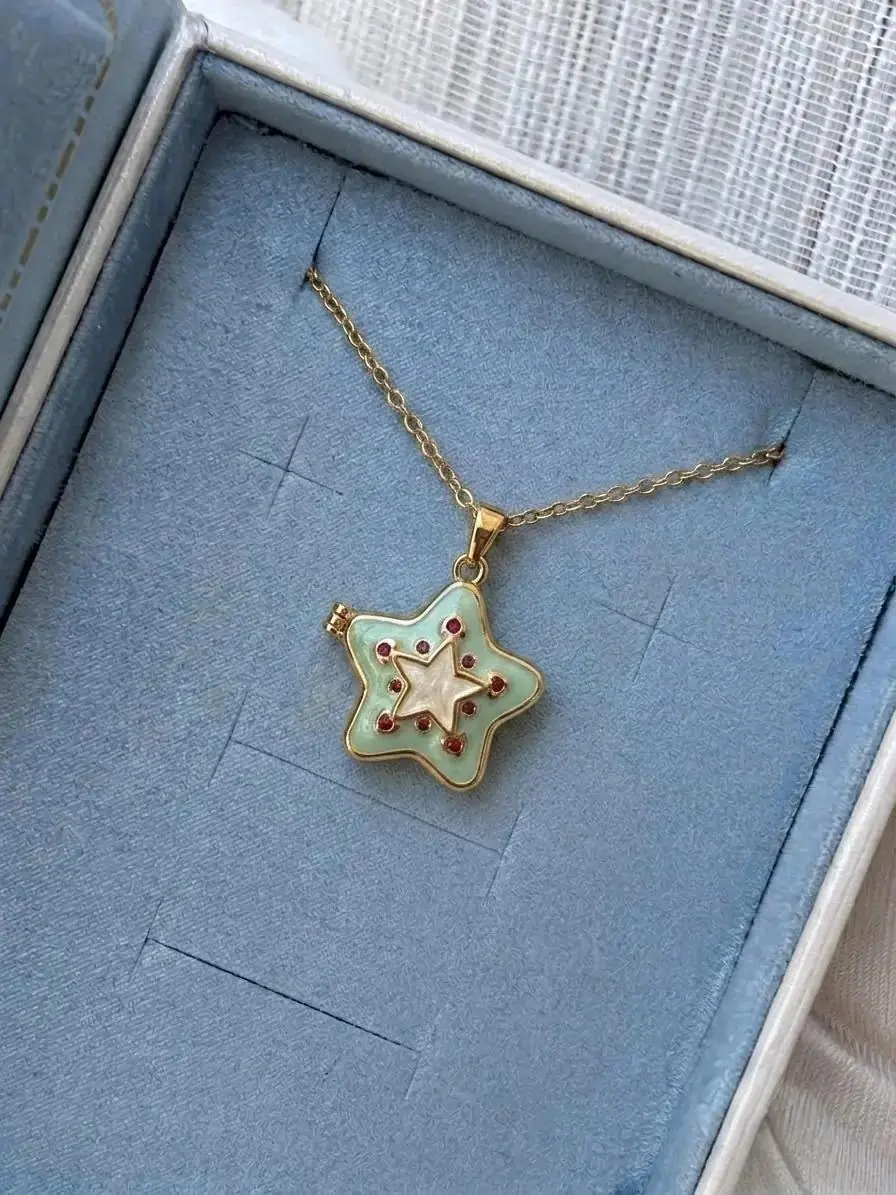 Ürün görseli Fairy Star Locked Kolye