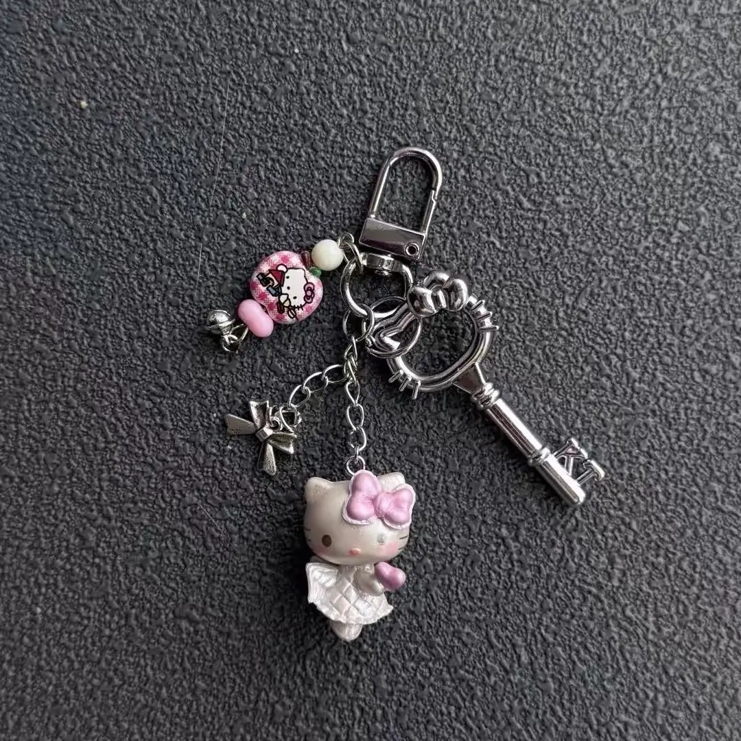 Ürün görseli Hello Kitty Anahtarlık