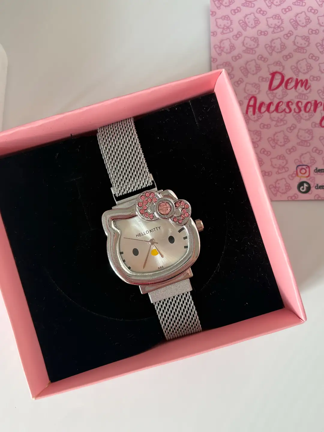 Hello Kitty Saat 