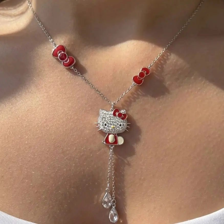 Hello Kitty Red Bow Kolye