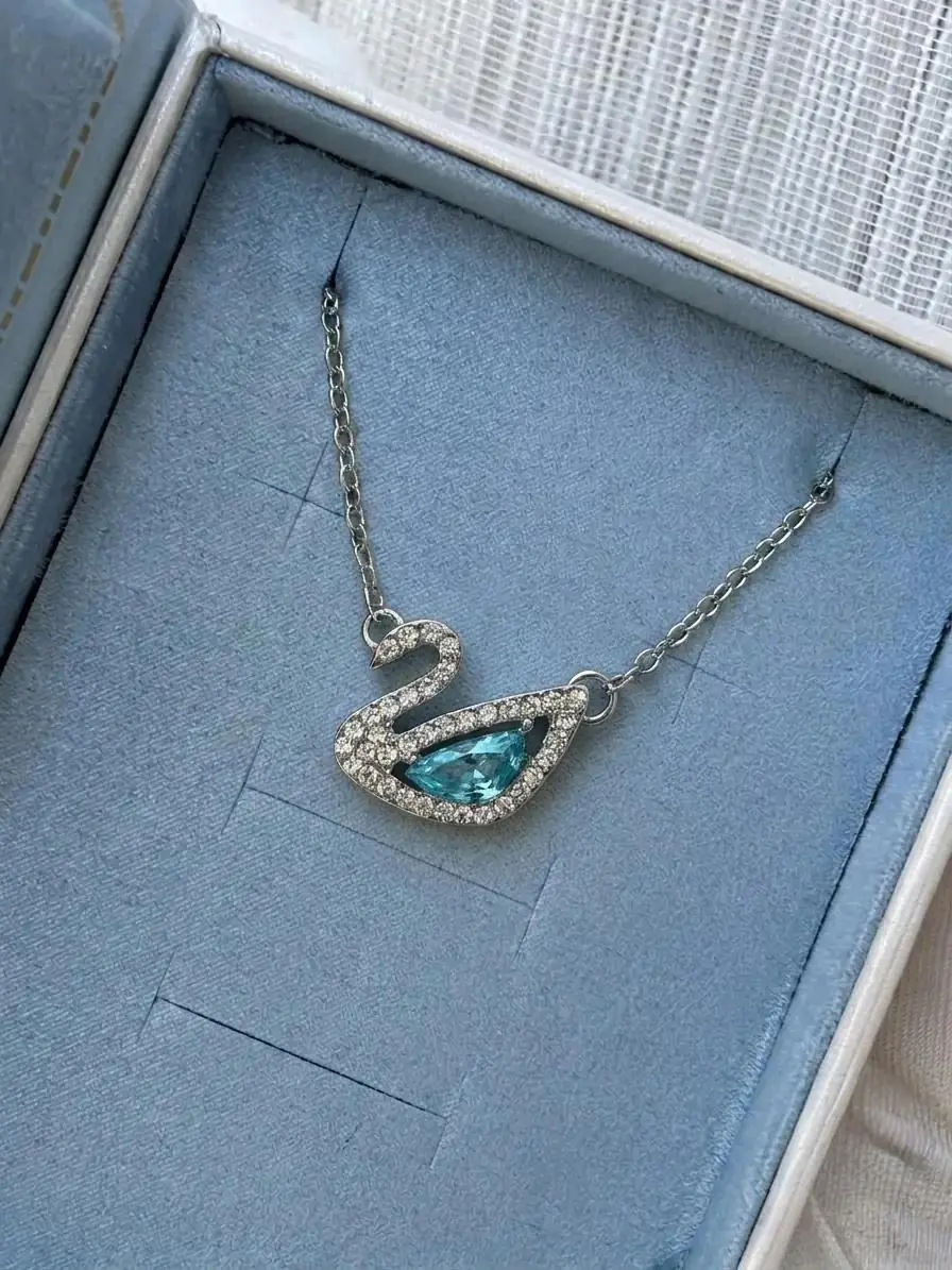 Ürün görseli çelik | Blue Dancing Swan Kolye
